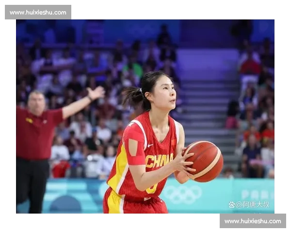 中国女篮 124-57 再胜波黑:双塔制霸 + 外线狂飙,热身赛双杀欧洲劲旅