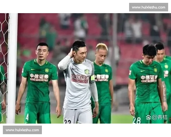 上港 3-1 力克河南止颓势 4 分紧追申花国安争冠悬念升级 上港 3-1 力克河南止颓势 4 分紧追申花国安争冠悬念升级